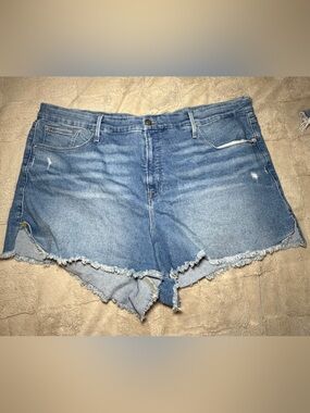 Good American Light Blue Distressed Denim Cutoff Shorts